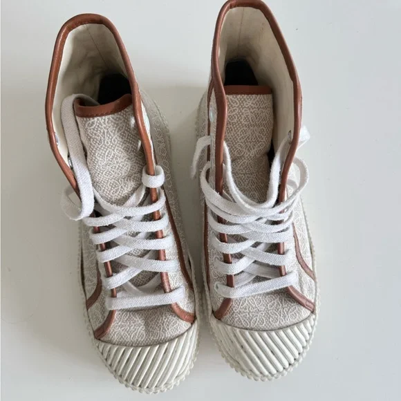 Loewe High-Top Sneakers - Picture 4 of 6